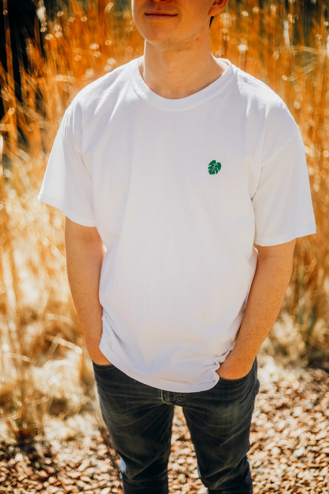 Signature Embroidered Leaf Tee - White and Green